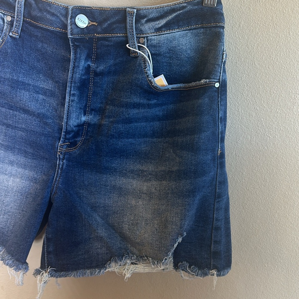 Risen High Rise Shorts Dark Wash Womens Size 1XL Distressed - Picture 6 of 15